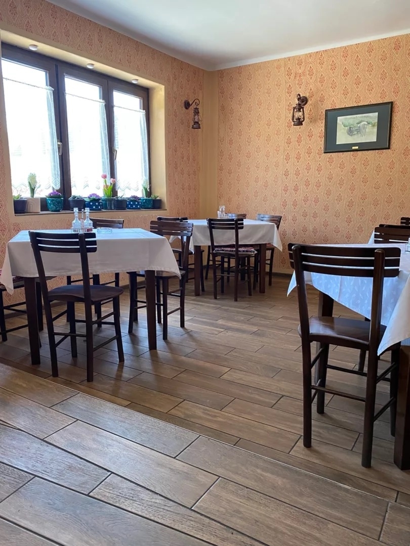 Prodaja restorana+sala za proslave+parking