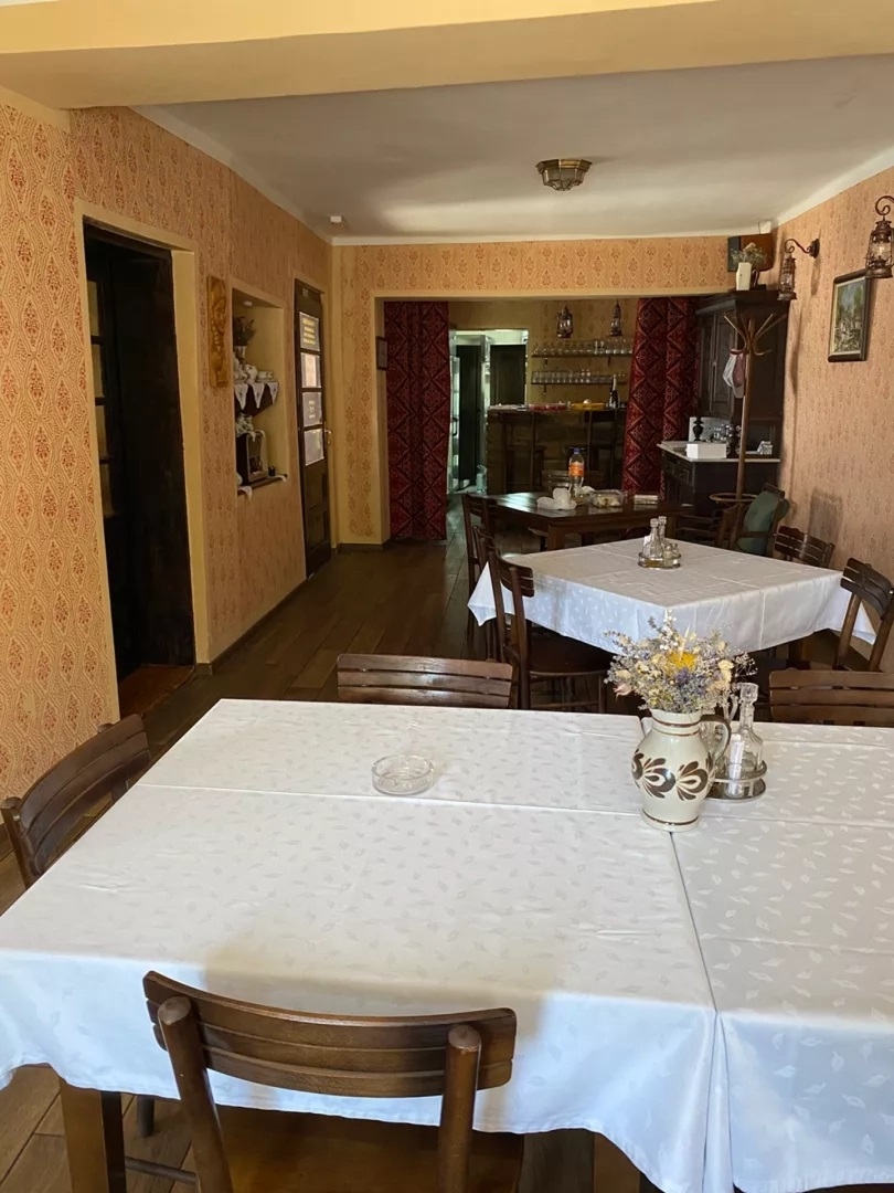 Prodaja restorana+sala za proslave+parking