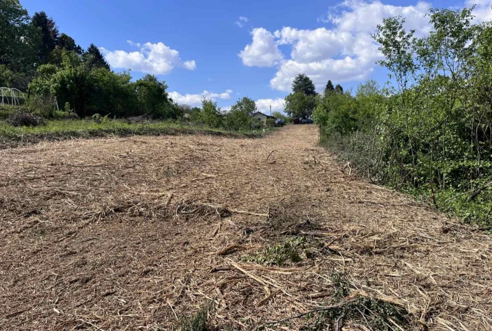 Na prodaju plac u Zaklopači-Grocka