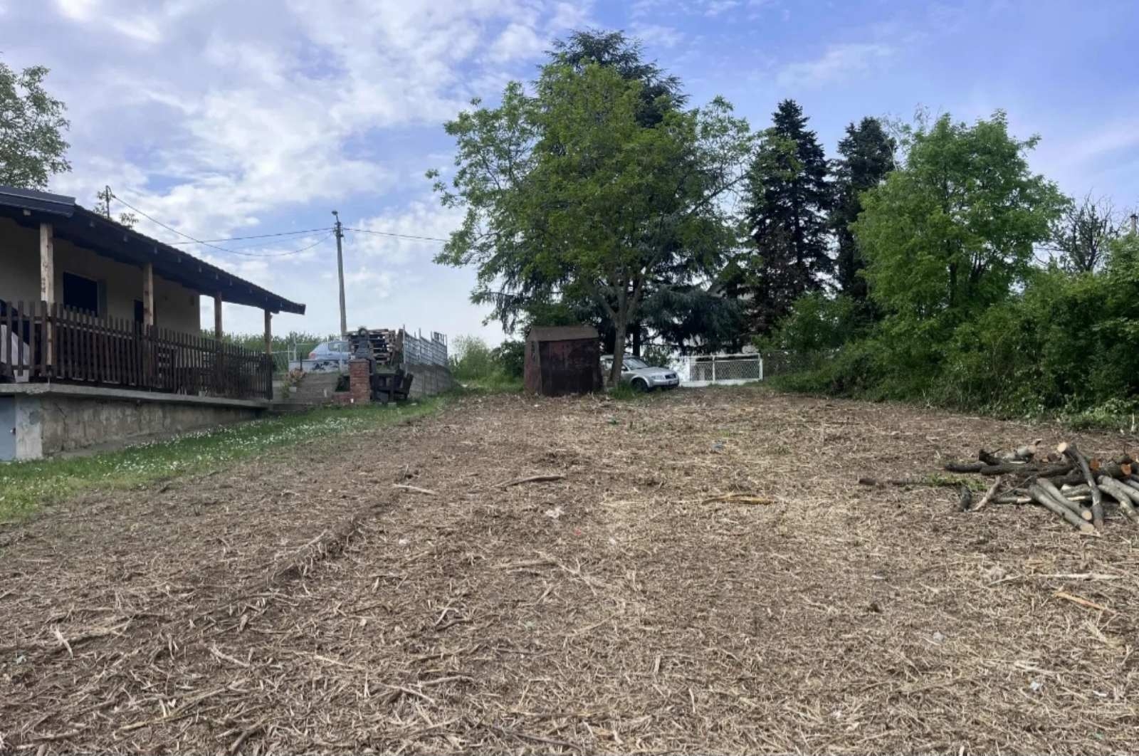 Na prodaju plac u Zaklopači-Grocka
