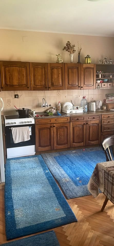 Kuća na prodaju Laćarak-Sremska Mitrovica