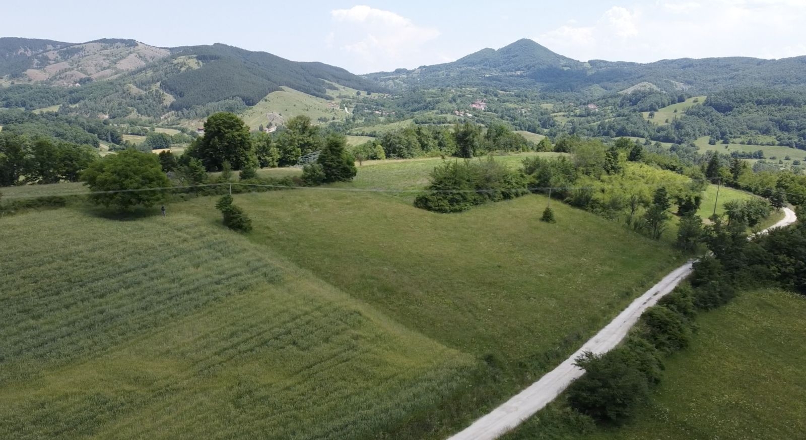 Plac na Divcibarama-selo Rosici