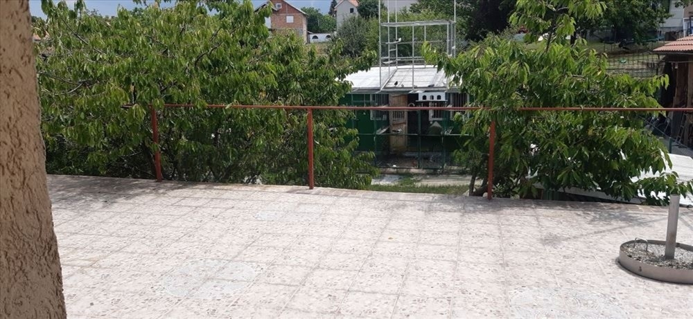 Prodaje se porodicna kuca u Sremcici