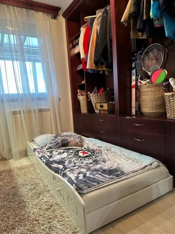 LUX opremljen stan u naselju Stepa Stepanovic