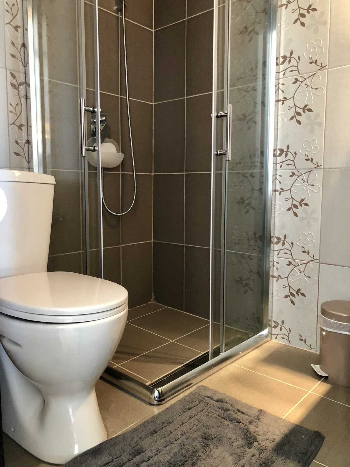LUX apartman sa dvoristem i panoramskim pogledom