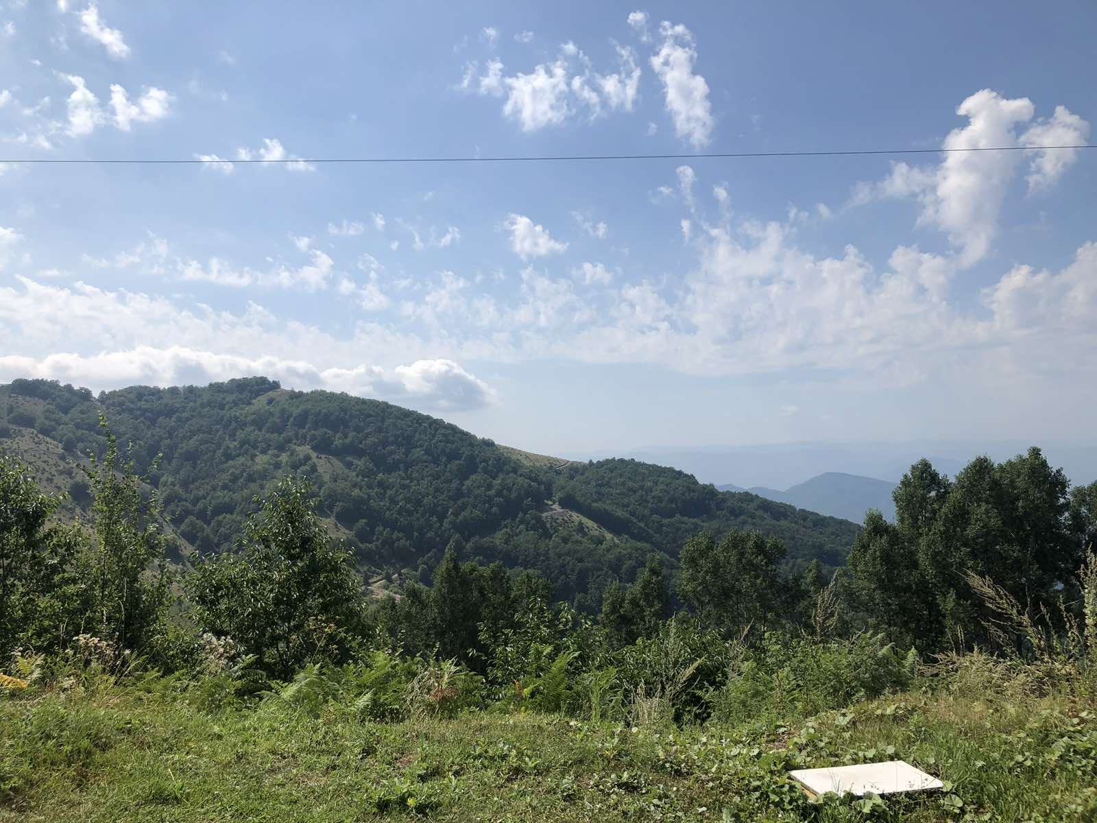 LUX apartman sa dvoristem i panoramskim pogledom