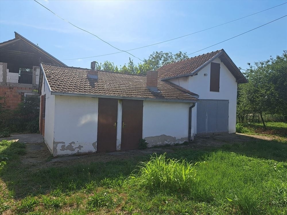 Na prodaju porodicna kuca u Sopicu-Lazarevac