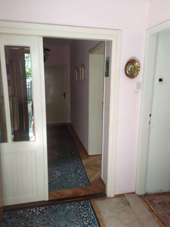 Kuca u Surdulici 180m2, 6ari placa