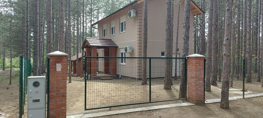 Prodaje se stambeni-vikend objekat u Vincima
