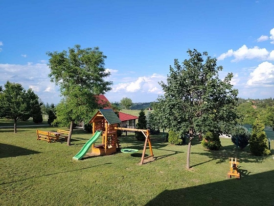 Turisticki kompleks na Fruskoj Gori