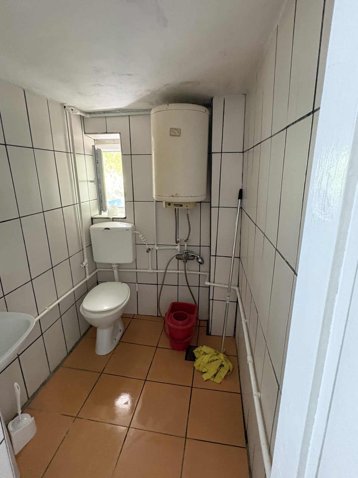Vikend kuća 55m2,uknjižena,na 10ari placa