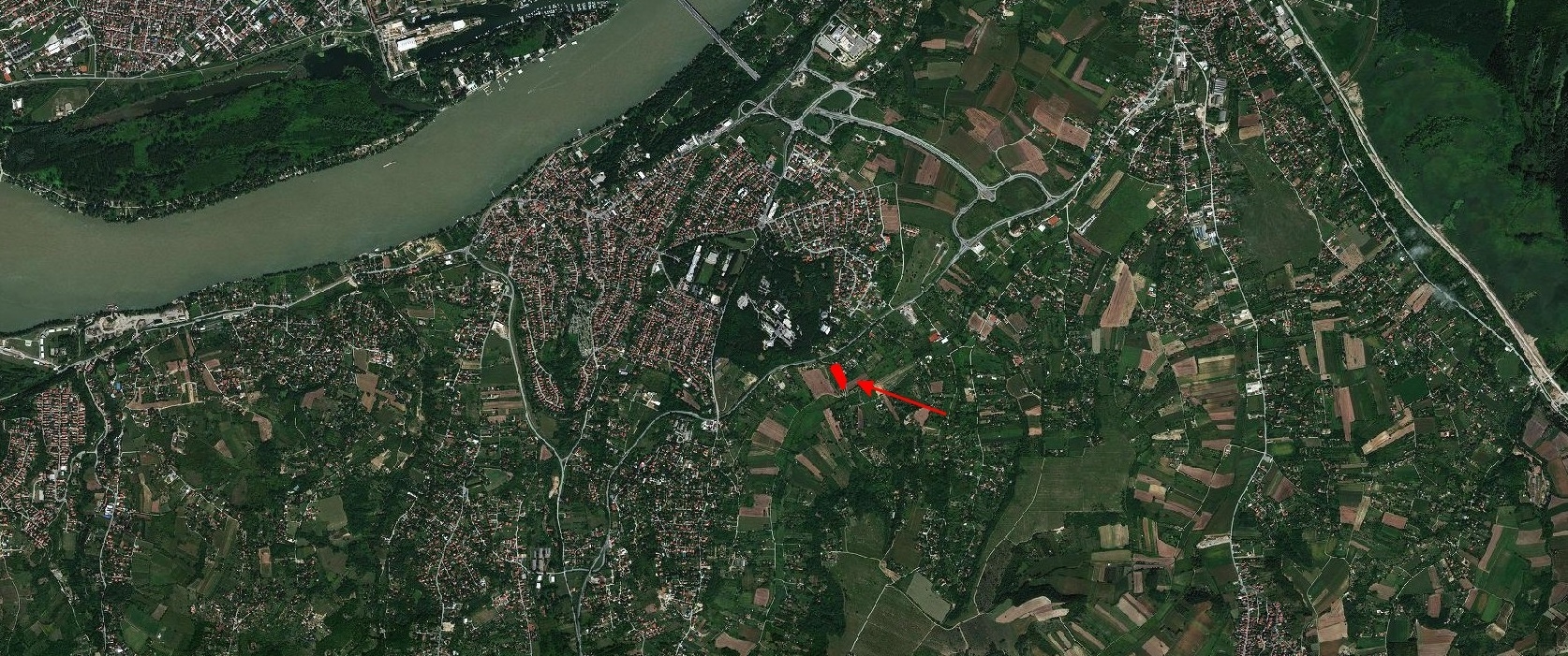 Plac za turističko-rekreativni kompleks u blizini 
