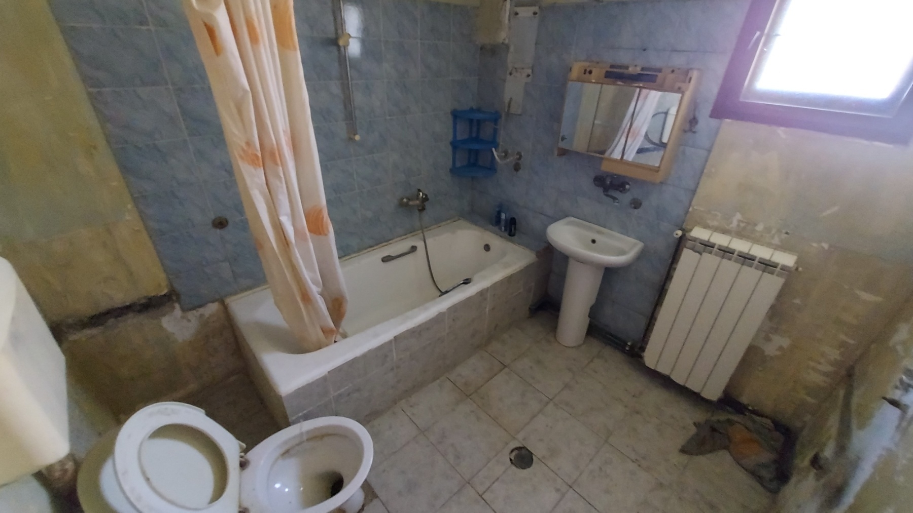 Prodajem kucu u Ivanovu