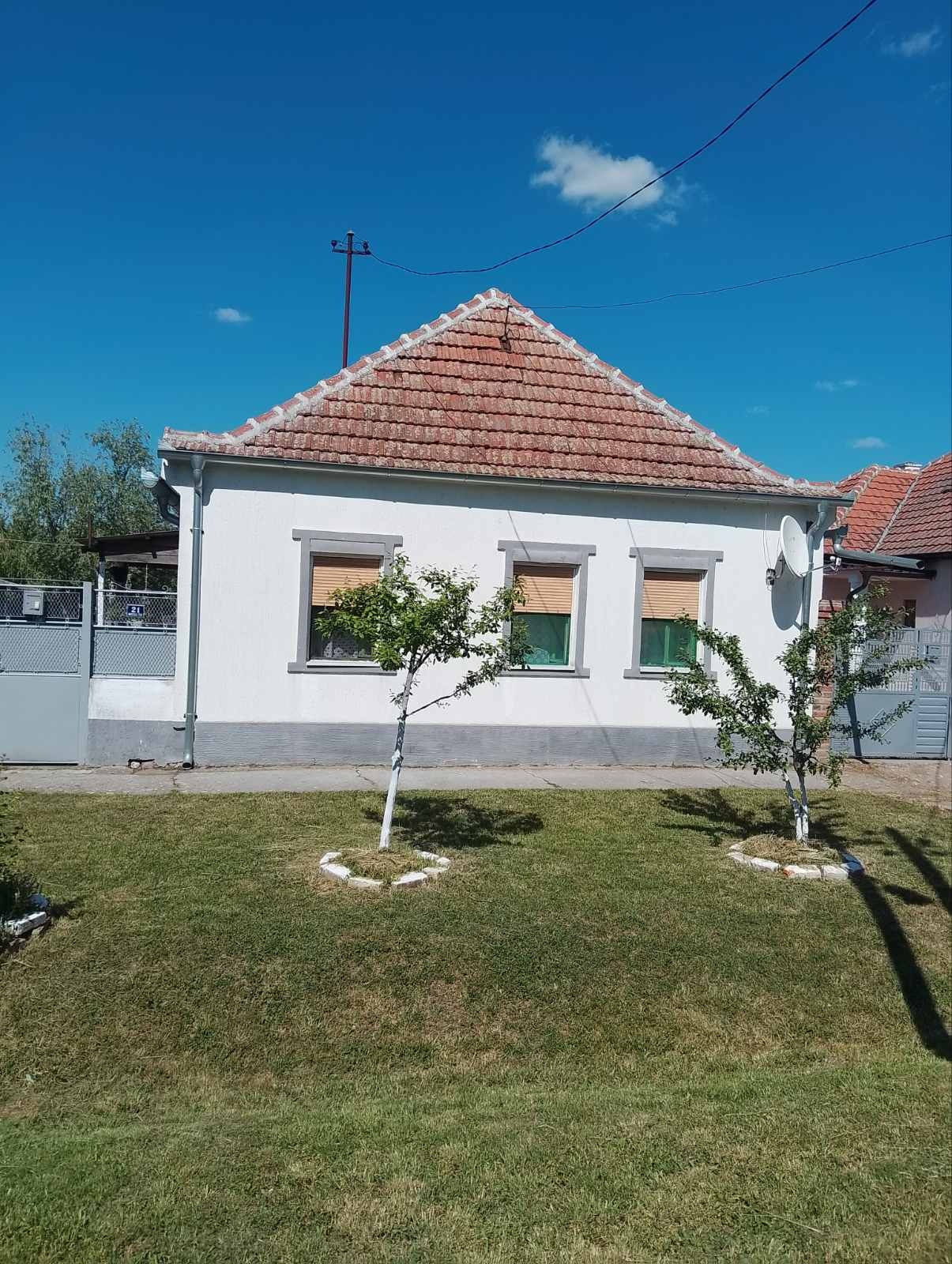 Prodajem seosko imanje u Banatskoj Dubici