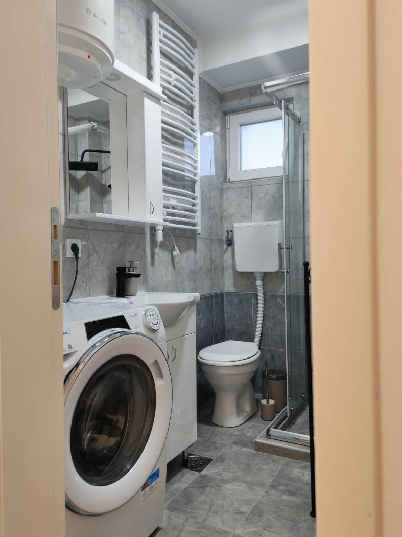 Prodajem opremljen apartman na Divčibarama